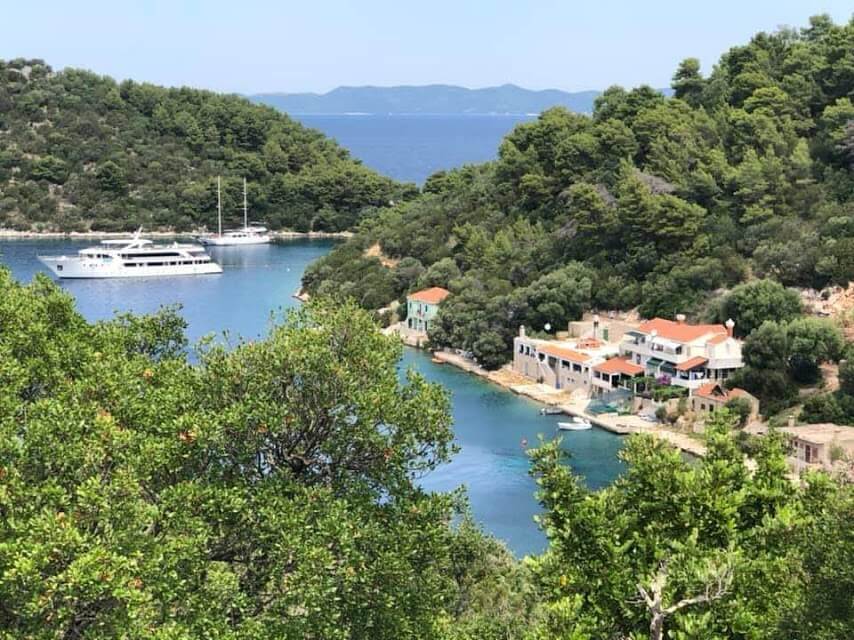 lastovo apartments